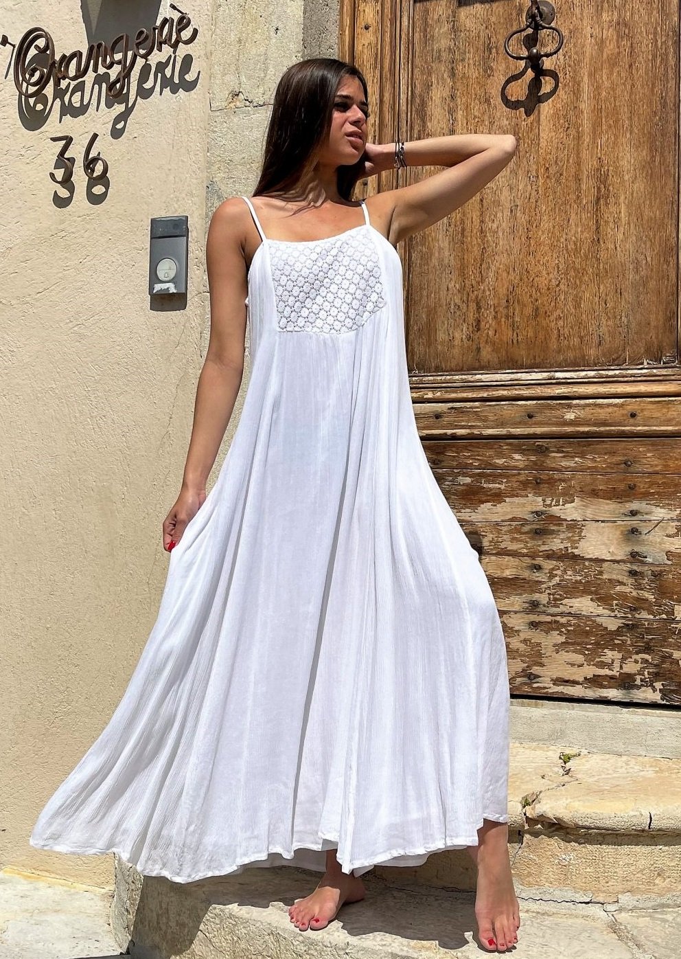 Robe longue à fines bretelles