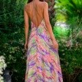 Longue robe dos nu au doux touché soie La plage arc en ciel Longue robe dos nu au doux touché soie La plage arc en ciel