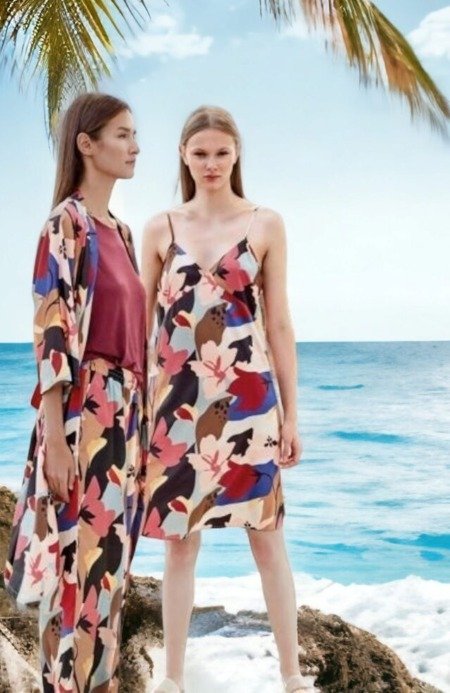 La nuisette GISELA et ses motifs multicolores IDEES SAINT VALENTIN gisela
