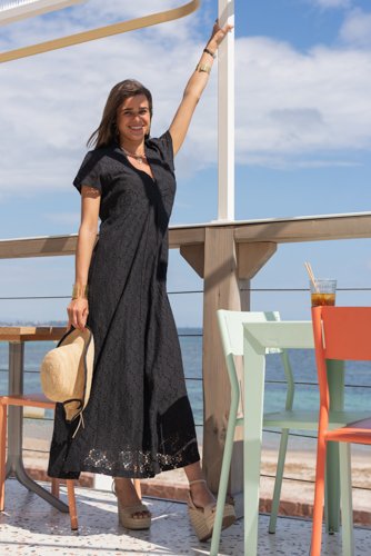 La robe longue noire en dentelle de coton Les nouveautés 100% coton