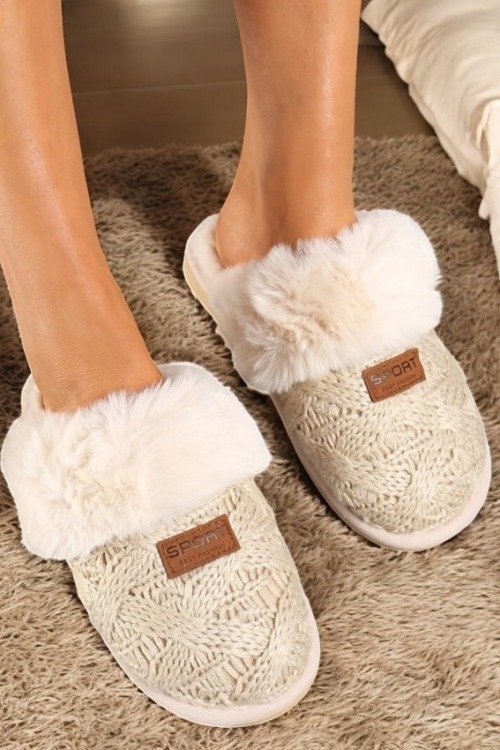 Chaussons peluche fourrés IDEES SAINT VALENTIN chausson