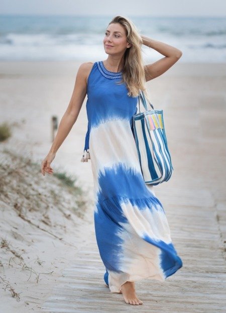Robe dos nu tie and dye de La Isla Bonita La Isla Bonita bohème chic