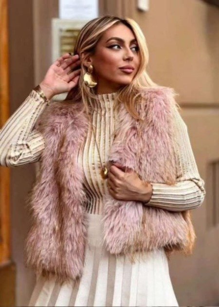 Gilet sans manches à poils (faux poils) Les nouveautés fausse fourrure Gilet sans manches à poils (faux poils) Les nouveautés fausse fourrure