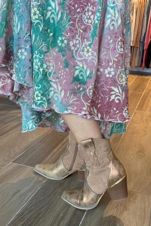 Bottines basses camel irisé Les chaussures boho chic