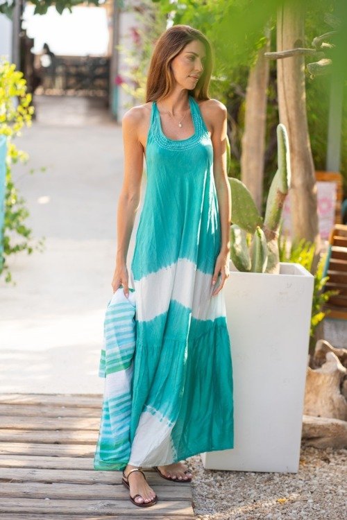 Robe dos nu tie and dye de La Isla Bonita La Isla Bonita bohème chic Robe dos nu tie and dye de La Isla Bonita La Isla Bonita bohème chic