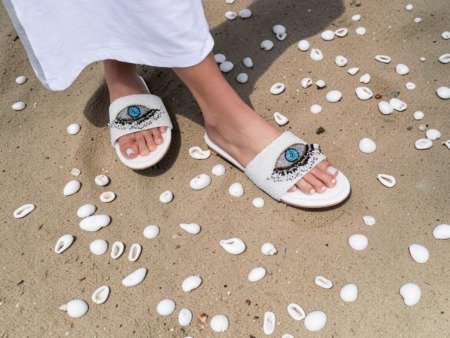 Claquettes OEIL Les chaussures été