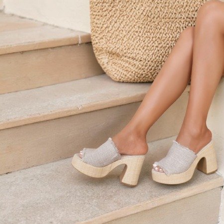 Mules à talon plate forme en toile Les chaussures à plateforme