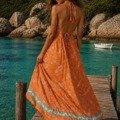 Robe longue en soie dos nu ultra élégante La plage boheme Robe longue en soie dos nu ultra élégante La plage boheme